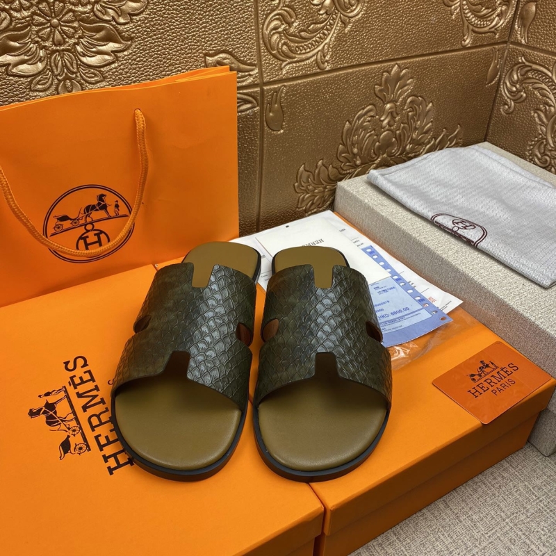 H**mes slippers